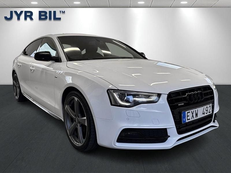 Vit Begagnad 2013 Audi A5 Sportback S-Line Halvkombi | 174 900 kr (Lite dyr) - Bild 1/4