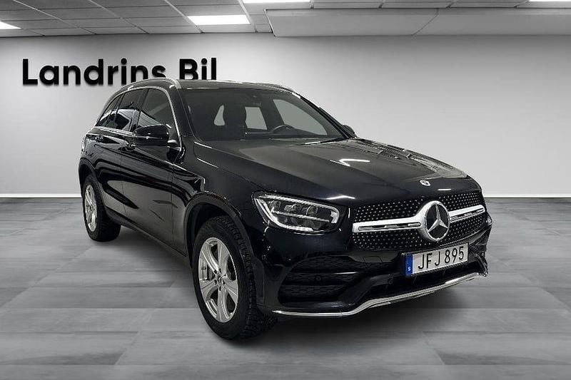 Begagnad Mercedes GLC300 AMG line 211 HK (155 kW) 2022 Svart SUV