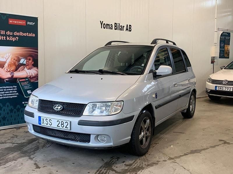 Silver Begagnad 2006 Hyundai Matrix Minibuss | 17 500 kr - Bild 1/4