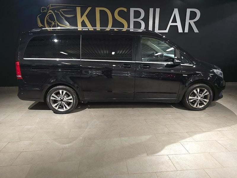 Begagnad Mercedes V250 Avantgarde 190 HK (139 kW) 2014 Svart Minibuss