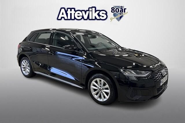 Brilliantsvart Begagnad 2022 Audi A3 Proline | 229 900 kr (Marknadspris) - Bild 1/4