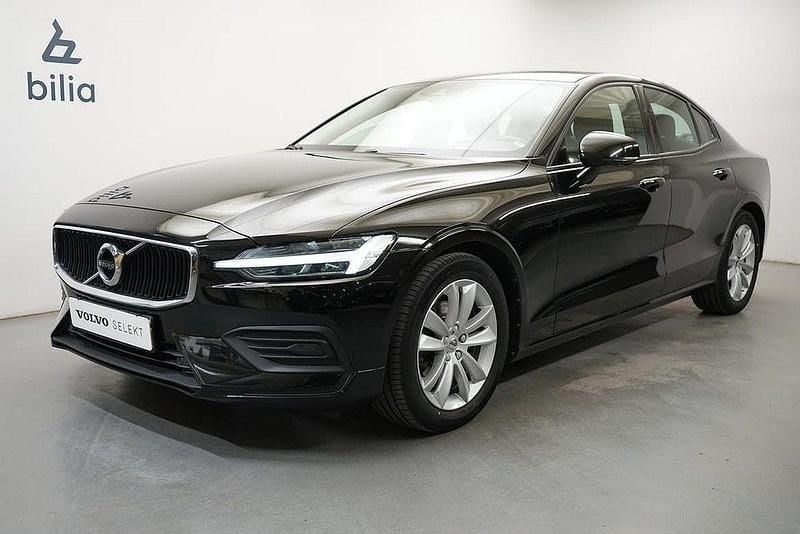 Svart Begagnad 2019 Volvo S60 Momentum Sedan | 279 900 kr (Marknadspris) - Bild 1/3