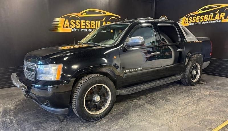 Svart Begagnad 2007 Chevrolet Avalanche Pickup | 129 900 kr - Bild 1/1