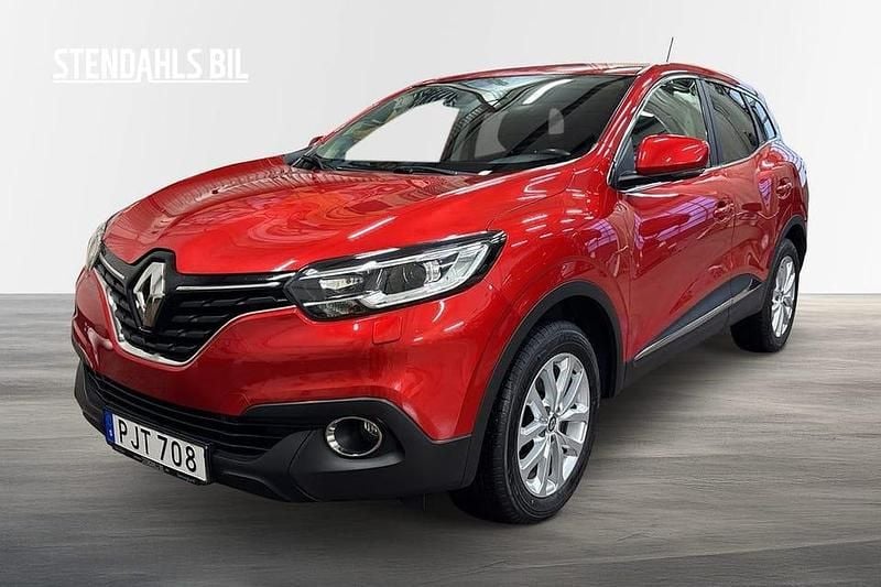 Röd Begagnad 2017 Renault Kadjar Zen SUV | 129 000 kr (Marknadspris) - Bild 1/4