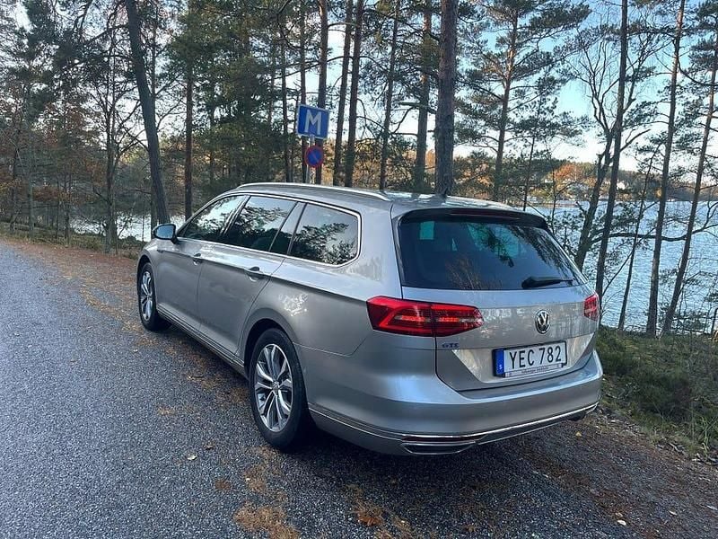 Begagnad VW Passat GTE 218 HK (160 kW) 2016 Tungsten silver metallic