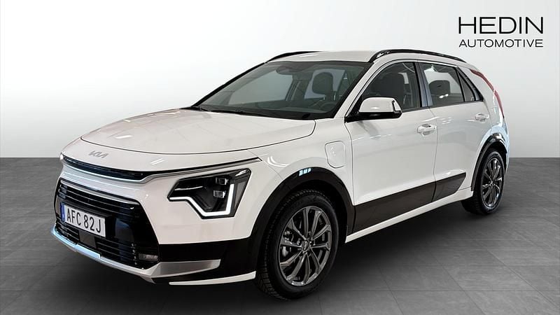 Begagnad Kia Niro 94 HK (69 kW) 2025 Vit (white) SUV