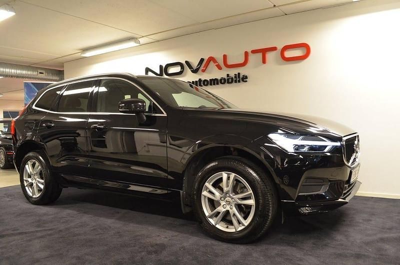 Svart Begagnad 2018 Volvo XC60 SUV | 279 900 kr (Marknadspris) - Bild 1/4