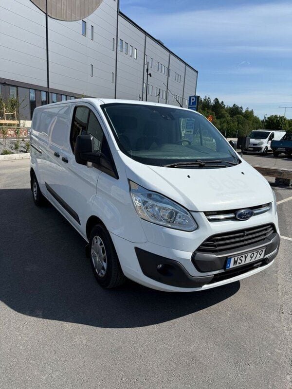 Vit Begagnad 2016 Ford Transit Custom Van | 75 000 kr (Marknadspris) - Bild 1/4