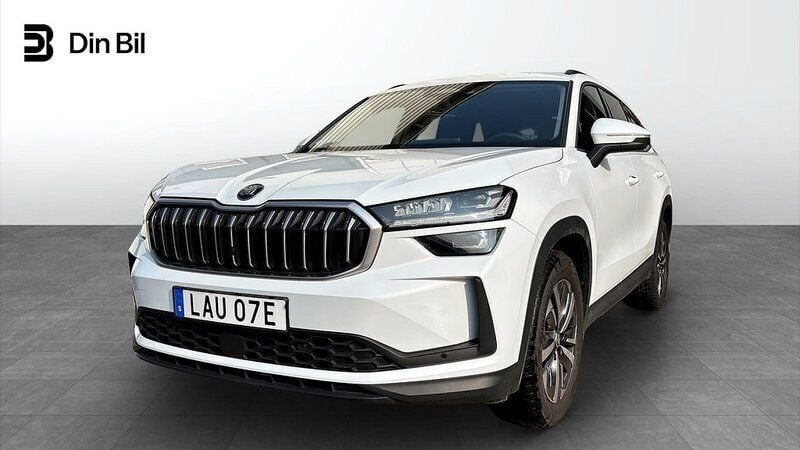 Vit (moon white metallic) Begagnad 2024 Skoda Kodiaq Selection SUV | 394 900 kr - Bild 1/4
