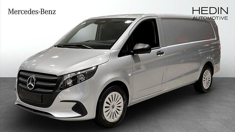 Silver Ny 2024 Mercedes Vito Minibuss | 487 375 kr (Marknadspris) - Bild 1/4
