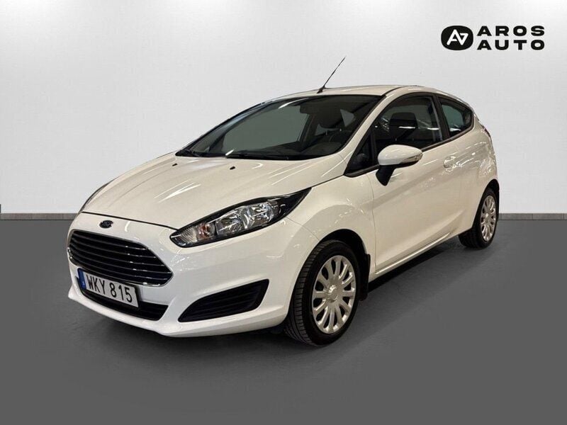 Vit Begagnad 2014 Ford Fiesta Trend Halvkombi | 79 000 kr (Marknadspris) - Bild 1/4