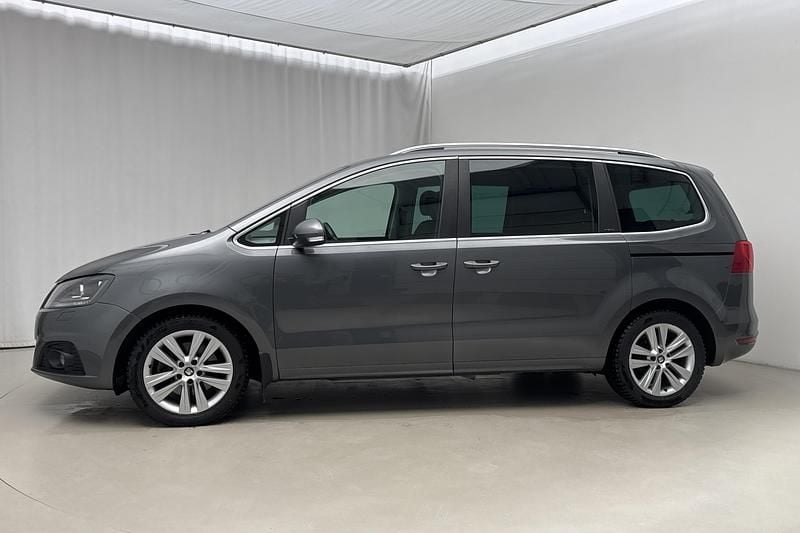 Begagnad Seat Alhambra Ecomotive 150 HK (110 kW) 2015 Grå Minibuss