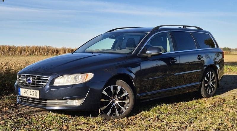 Begagnad 2015 Volvo V70 Kombi | 105 000 kr (Marknadspris) - Bild 1/4