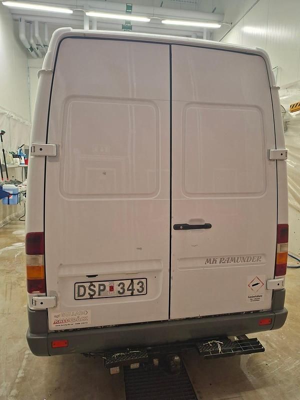 Begagnad Mercedes Sprinter 122 HK (89 kW) 1999 Van