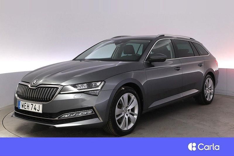 Begagnad 2023 Skoda Superb Business Line Kombi | 354 900 kr - Bild 1/4