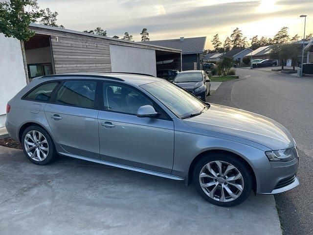 Grå Begagnad 2009 Audi A4 Kombi | 78 000 kr (Marknadspris) - Bild 1/4