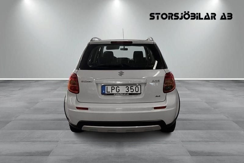 Begagnad Suzuki SX4 120 HK (88 kW) 2013 Vit Kombi