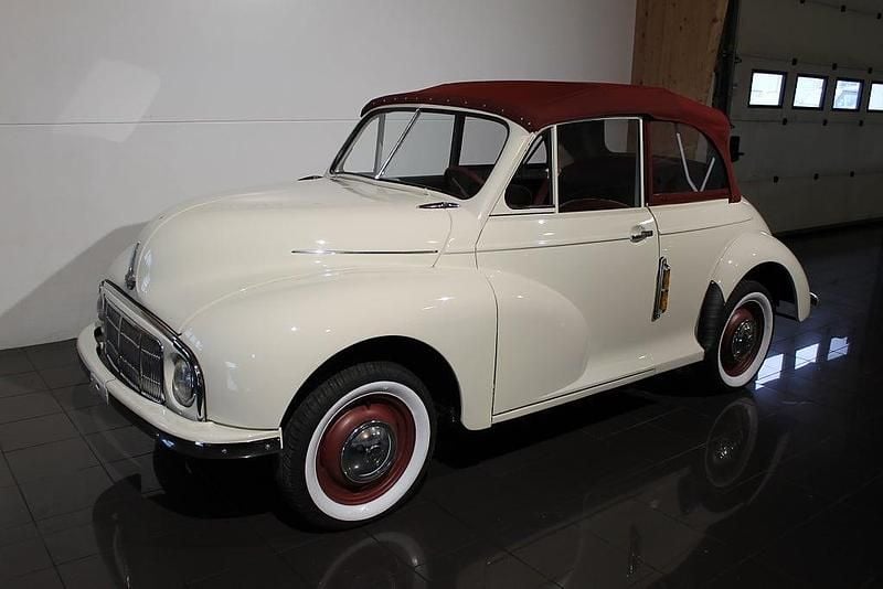 Begagnad Morris Minor 1950 Gräddvit Cab