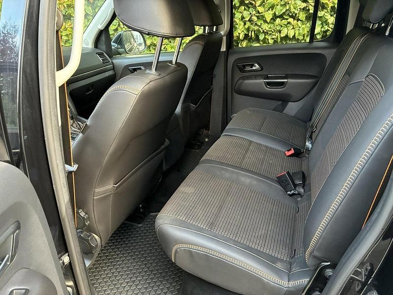 Svart Begagnad 2020 VW Amarok Pickup | 421 400 kr (Lite dyr) - Bild 1/4