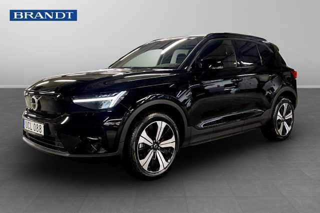 Begagnad 2023 Volvo XC40 SUV | 349 900 kr - Bild 1/4
