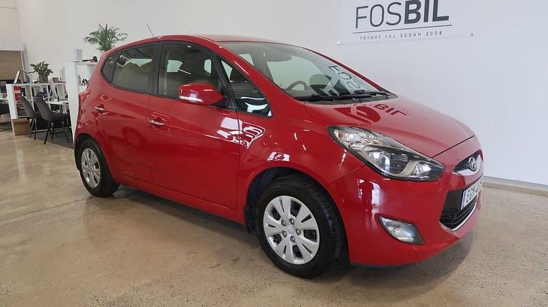 Röd Begagnad 2014 Hyundai ix20 Minibuss | 109 900 kr (Lite dyr) - Bild 1/3