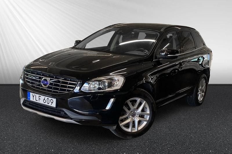 Svart Begagnad 2017 Volvo XC60 SUV | 214 400 kr (Superpris) - Bild 1/4