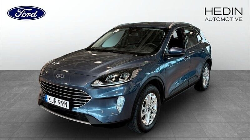 Blå (blue) Begagnad 2022 Ford Kuga Titanium SUV | 269 900 kr (Marknadspris) - Bild 1/4