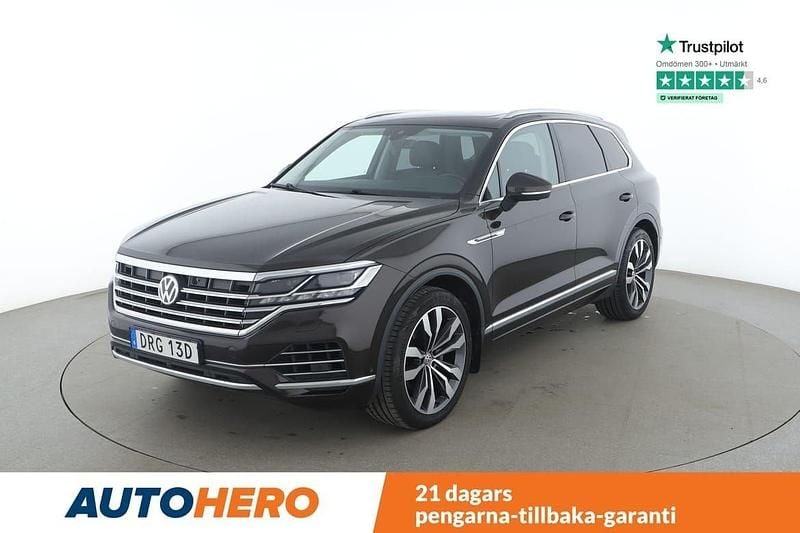Brun Begagnad 2019 VW Touareg SUV | 489 000 kr (Marknadspris) - Bild 1/4