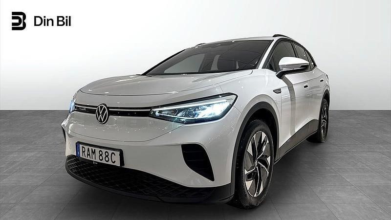 Glacier white metallic Begagnad 2023 VW ID.4 Pro Performance SUV | 359 900 kr (Marknadspris) - Bild 1/4