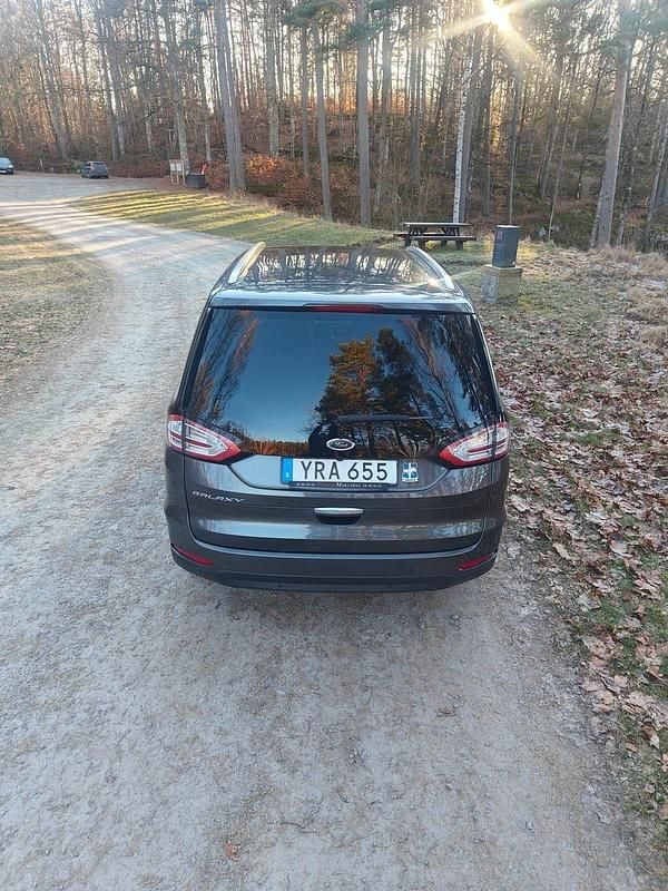 Begagnad Ford Galaxy Titanium 150 HK (110 kW) 2017 Minibuss