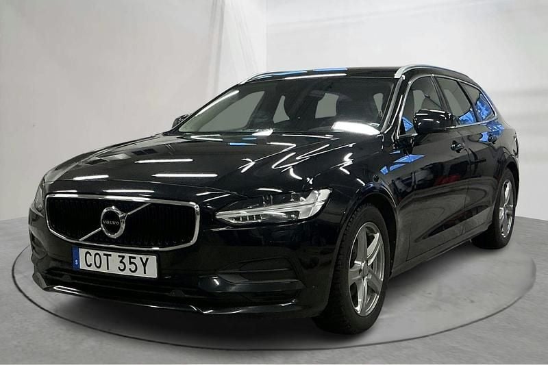 Svart Begagnad 2020 Volvo V90 Momentum Kombi | 209 000 kr (Marknadspris) - Bild 1/4