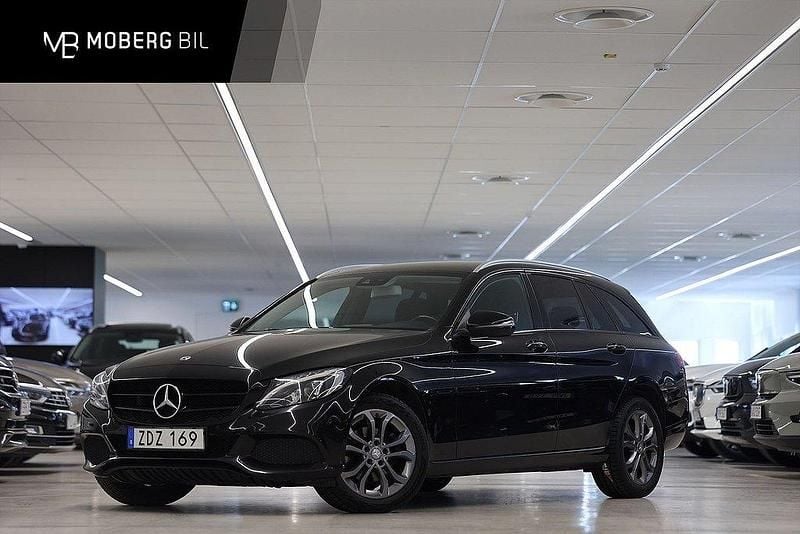 Svart Begagnad 2017 Mercedes C220 Kombi | 219 900 kr (Marknadspris) - Bild 1/3