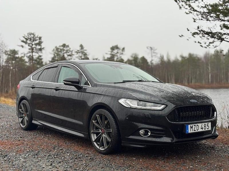 Begagnad 2016 Ford Mondeo Business Edition Sedan | 169 000 kr (Dyr) - Bild 1/4