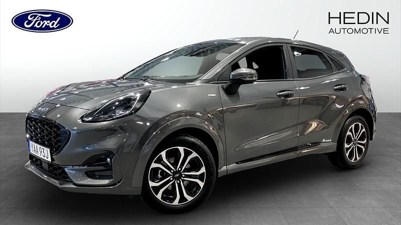 Grå Begagnad 2022 Ford Puma ST-Line Minibuss | 209 000 kr (Bra pris) - Bild 1/4