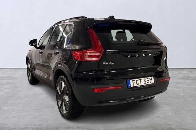 Begagnad Volvo XC40 Single Motor Extended Range 188 kW (256 HK) 2024 Svart SUV