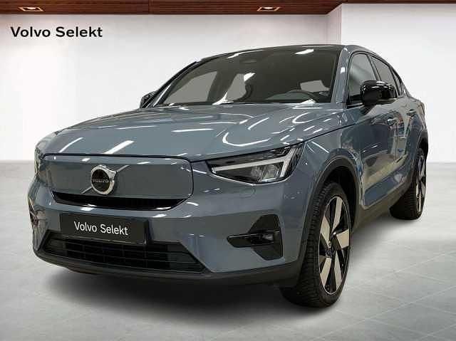 Grå Begagnad 2023 Volvo C40 Ultimate SUV | 389 000 kr (Marknadspris) - Bild 1/4