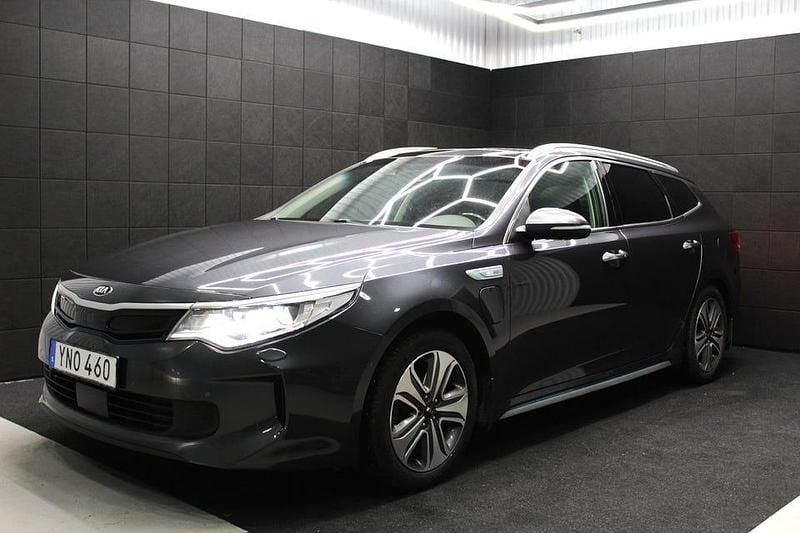 Grå Begagnad 2018 Kia Optima Advance Kombi | 129 000 kr (Marknadspris) - Bild 1/4