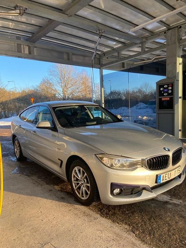 Begagnad BMW 320 Gran Turismo 184 HK (135 kW) 2014