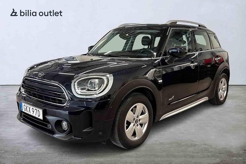 Svart Begagnad 2021 Mini Cooper Countryman Essential SUV | 239 000 kr (Bra pris) - Bild 1/4
