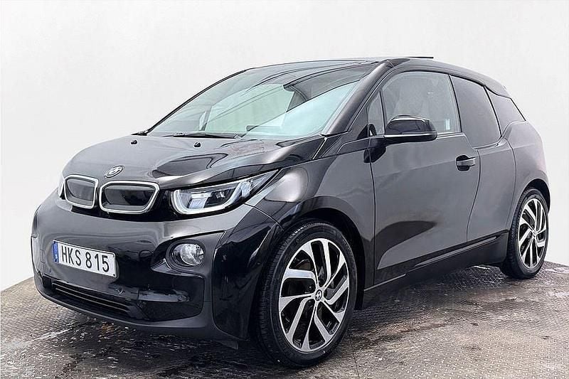 Grå Begagnad 2015 BMW i3 Comfort Edition Halvkombi | 127 900 kr (Marknadspris) - Bild 1/3