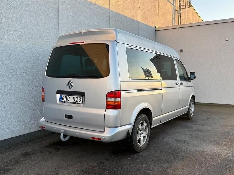 Begagnad VW Multivan 131 HK (96 kW) 2008 Silver Van