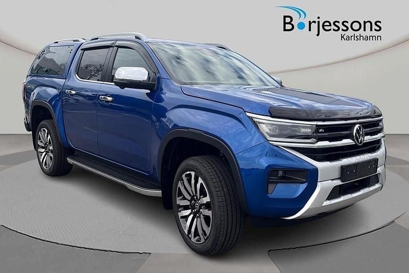 Blå Ny 2025 VW Amarok Aventura Pickup | 964 250 kr - Bild 1/4