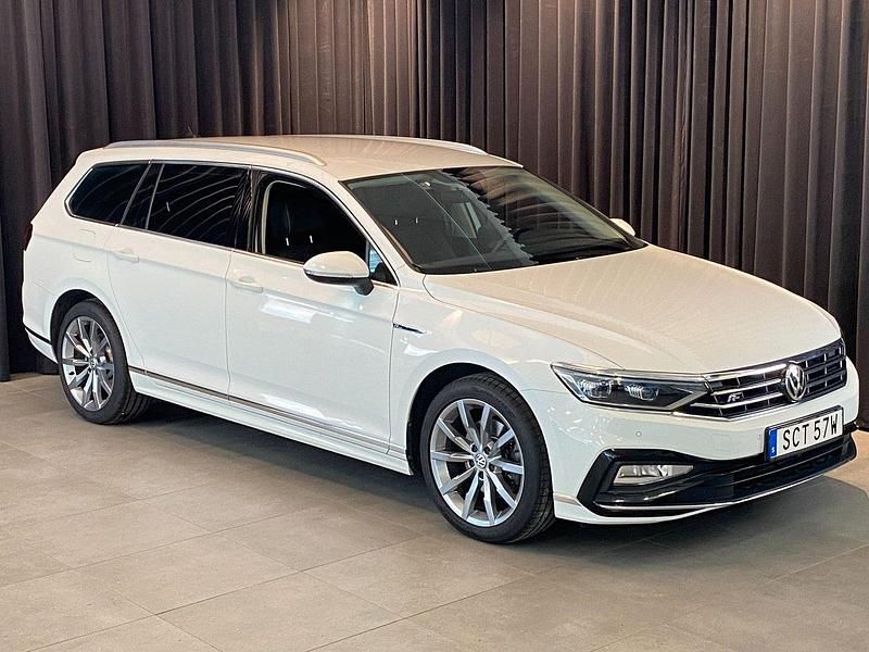 Vit Begagnad 2019 VW Passat GT Kombi | 224 800 kr (Marknadspris) - Bild 1/4