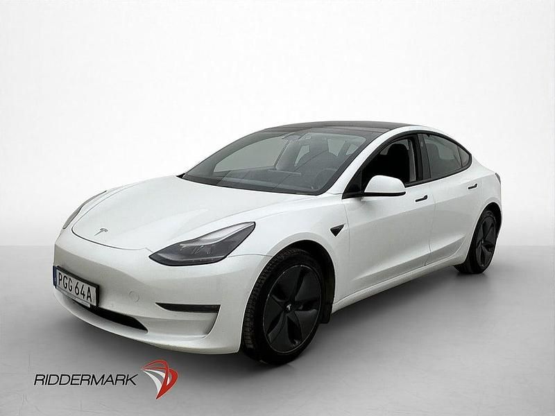 Begagnad Tesla Model 3 Long Range AWD 366 kW (498 HK) 2021 Vit Sedan