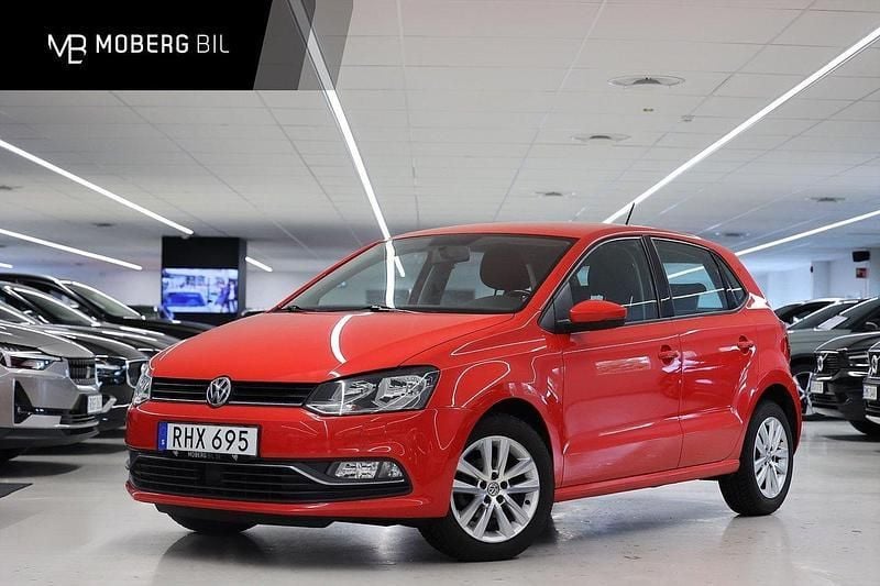 Röd Begagnad 2016 VW Polo Halvkombi | 89 900 kr (Marknadspris) - Bild 1/3