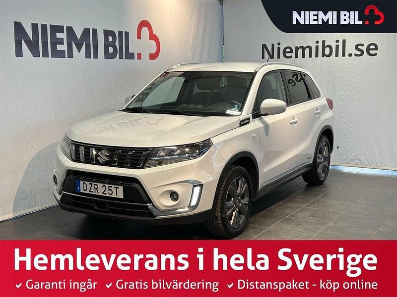 Vit Begagnad 2020 Suzuki Vitara SUV | 209 900 kr (Marknadspris) - Bild 1/3