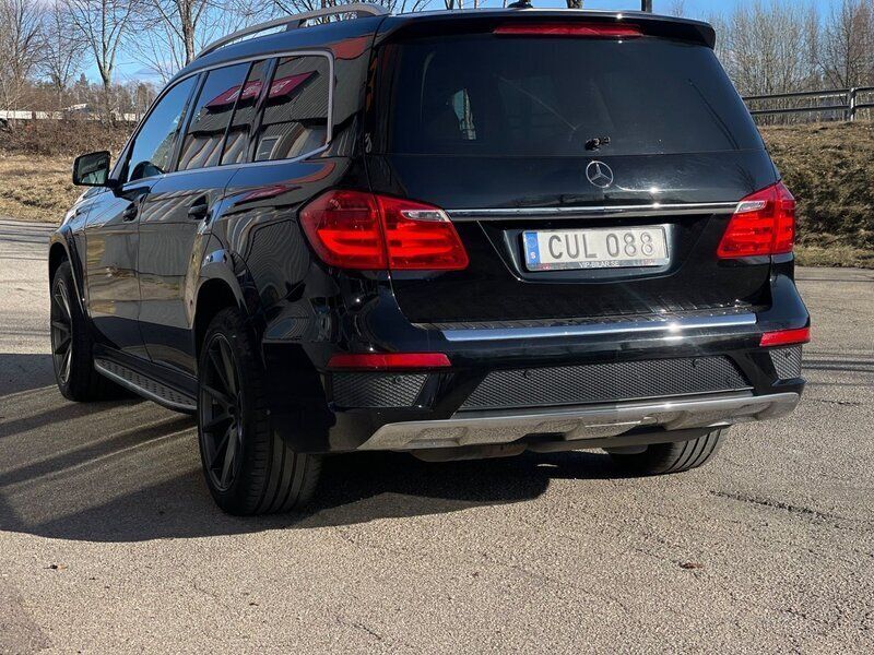 Begagnad Mercedes GL350 AMG line 259 HK (190 kW) 2014 Svart SUV
