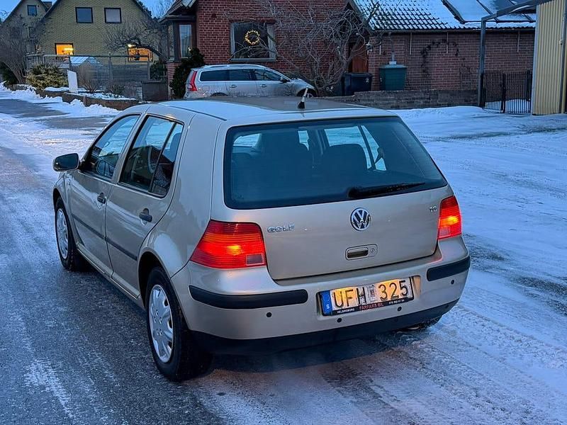 Begagnad VW Golf IV 102 HK (75 kW) 2003