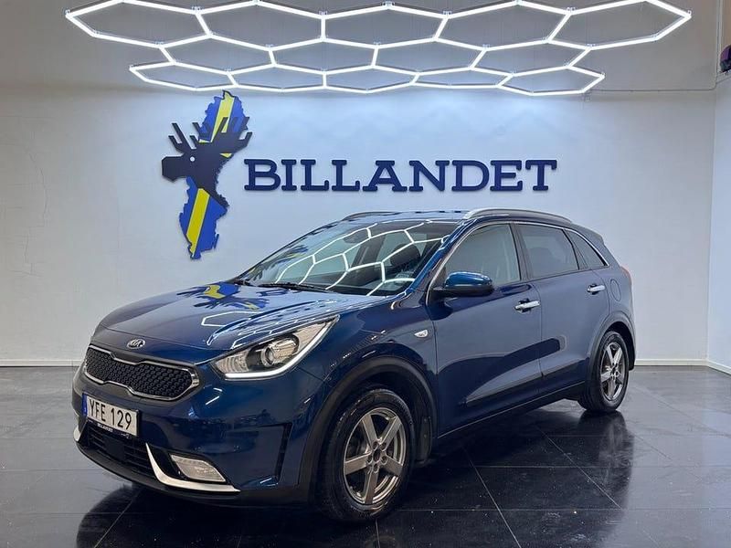Begagnad Kia Niro Advance 141 HK (103 kW) 2016 Blå SUV