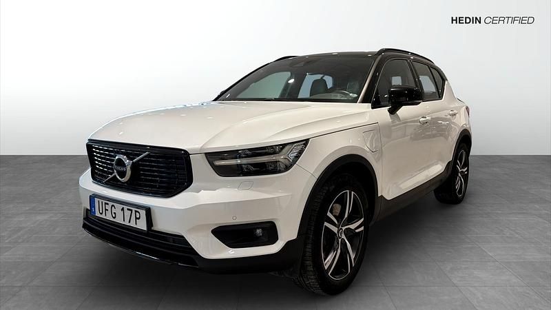 Vit Begagnad 2019 Volvo XC40 R-Design SUV | 349 900 kr - Bild 1/4